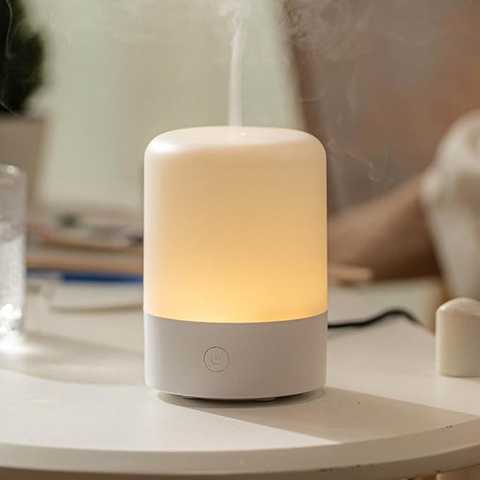 Portable Mini Humidifiers, Desktop Air Humidifier 120ml Cool Mist Humidifier Quiet USB Humidifiers with Night Light for Home